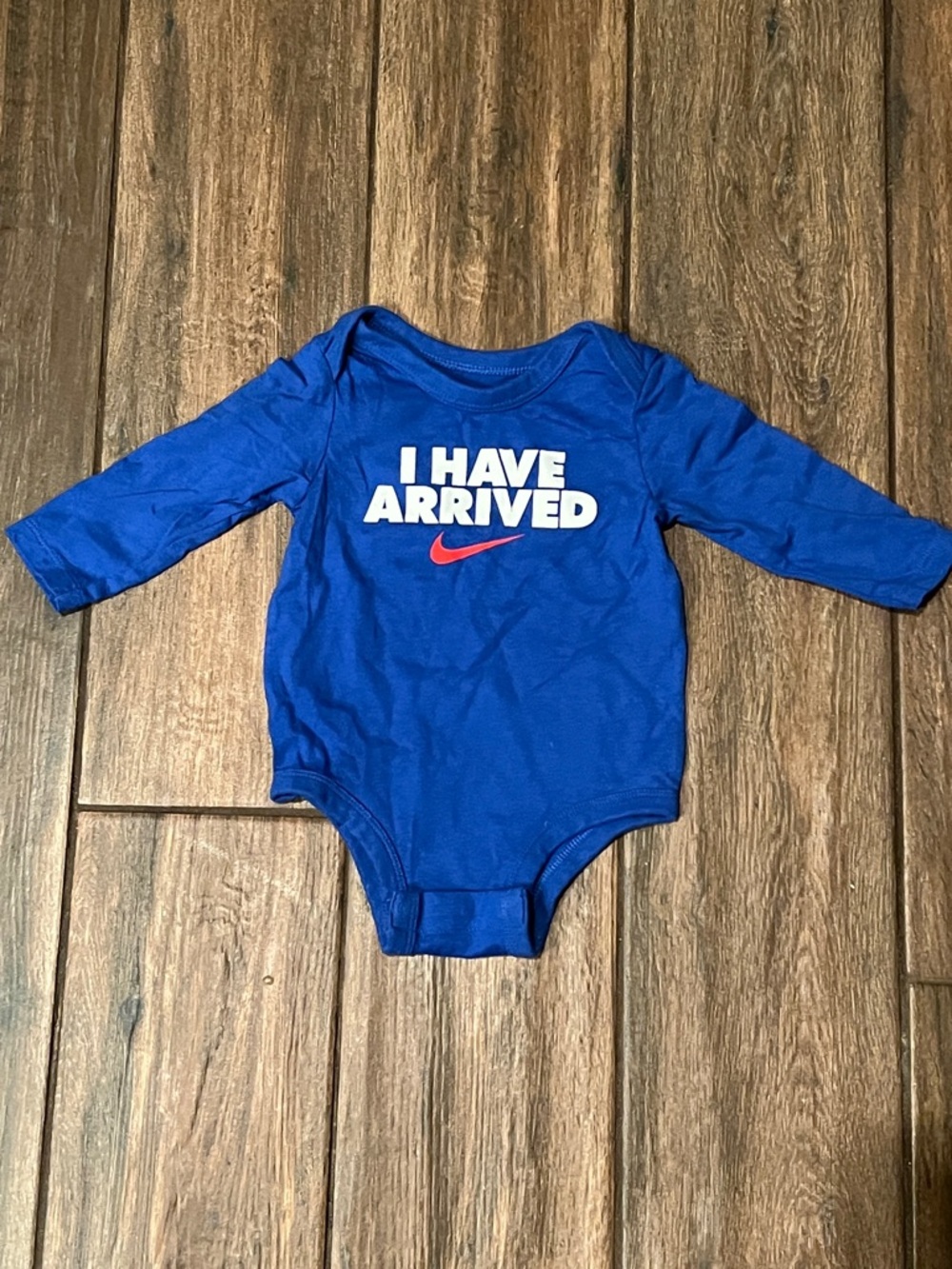 🏀 LN Nike brand boys long sleeve onesie